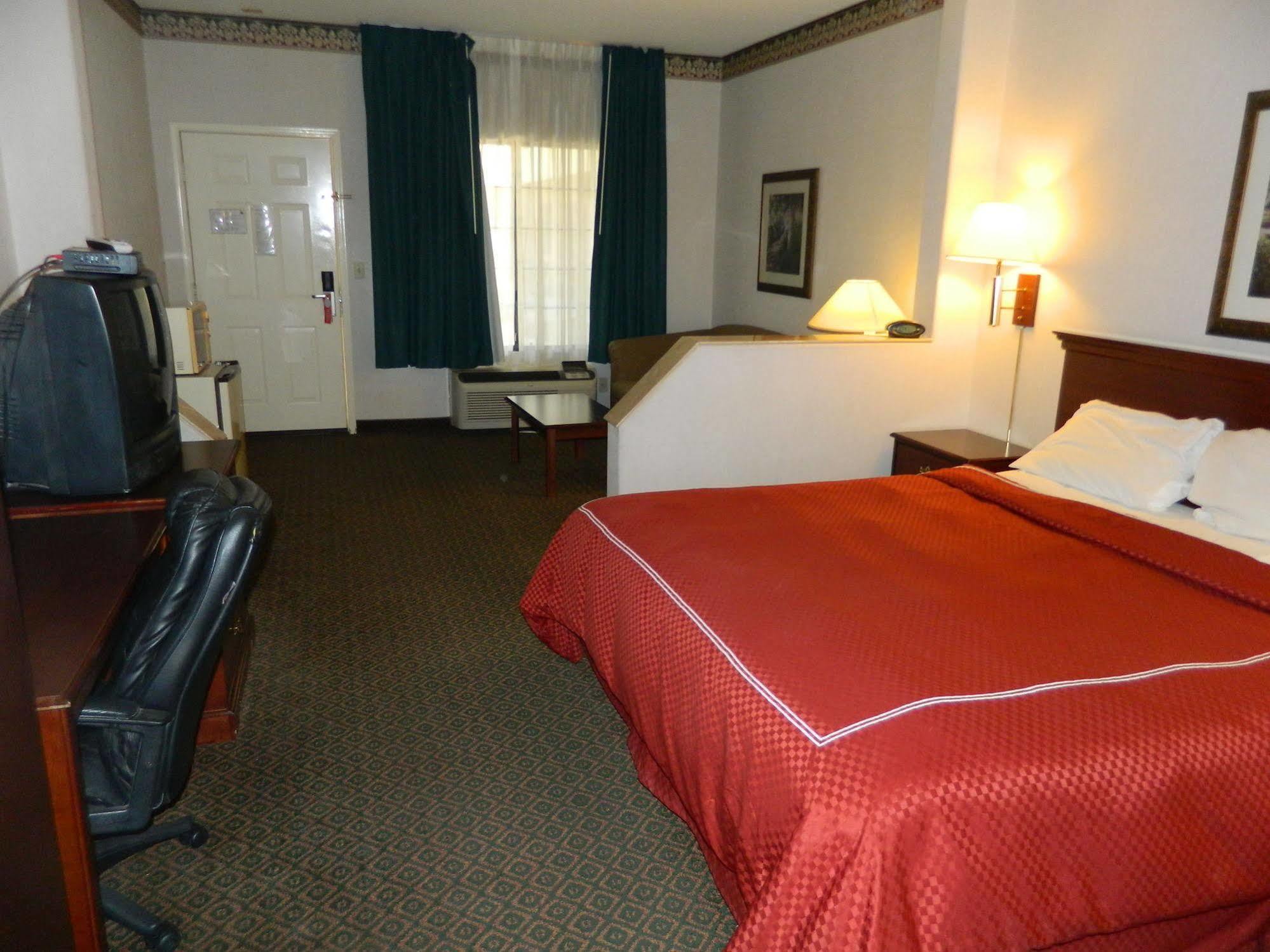 Capital Suites Blythe Εξωτερικό φωτογραφία