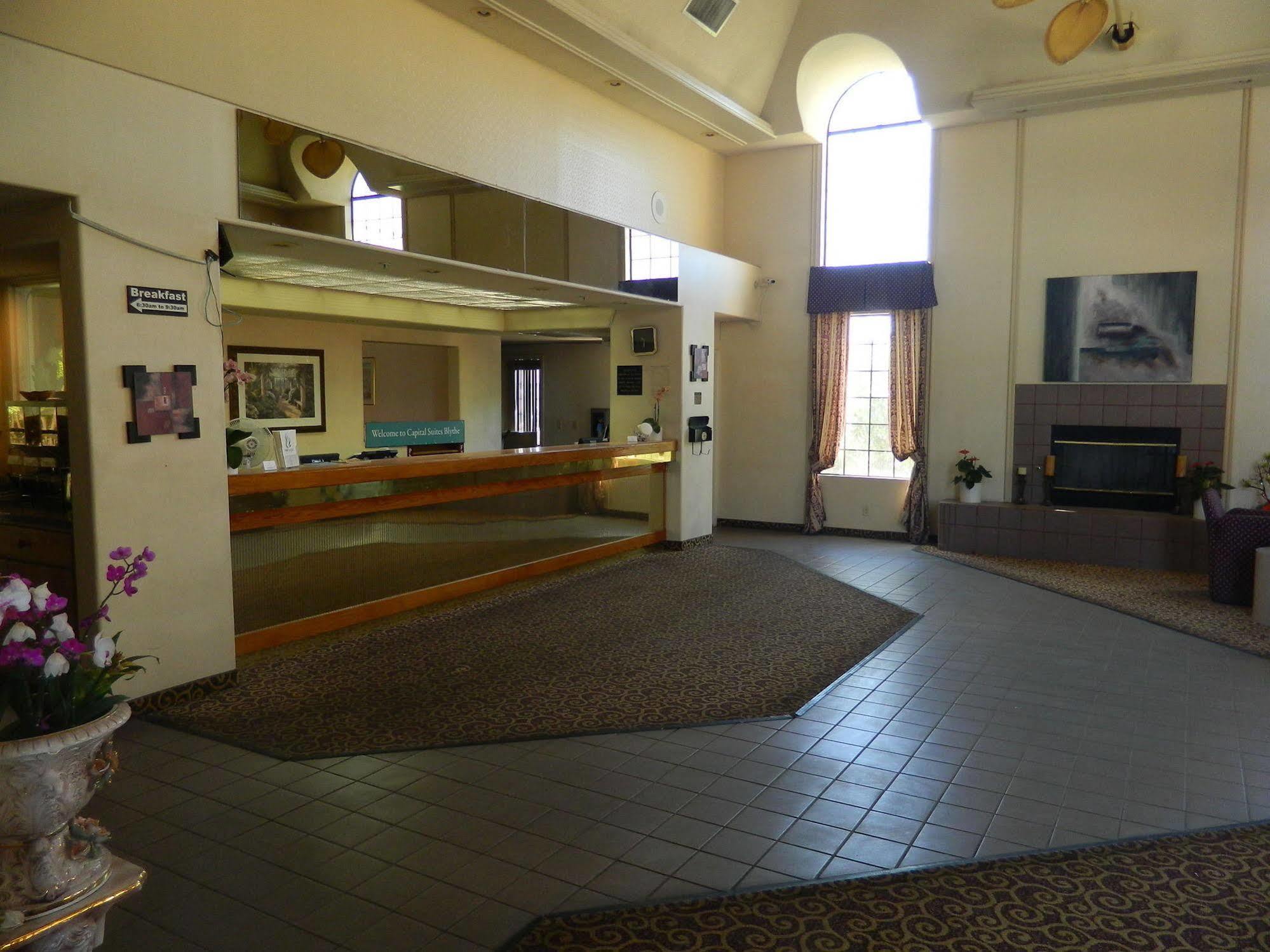 Capital Suites Blythe Εξωτερικό φωτογραφία